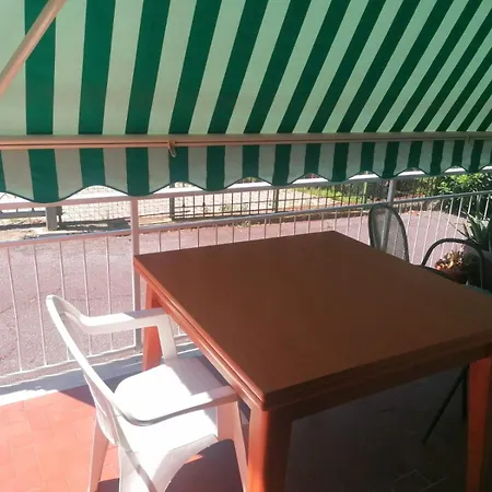 別荘 La Terrazza Di アラッシオ